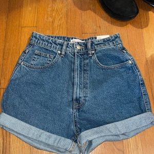 NWT Zara Mom Fit Jean Shorts
